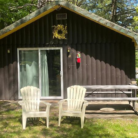 Amber Lantern Two-Bedroom Cottage Lake George Exteriör bild